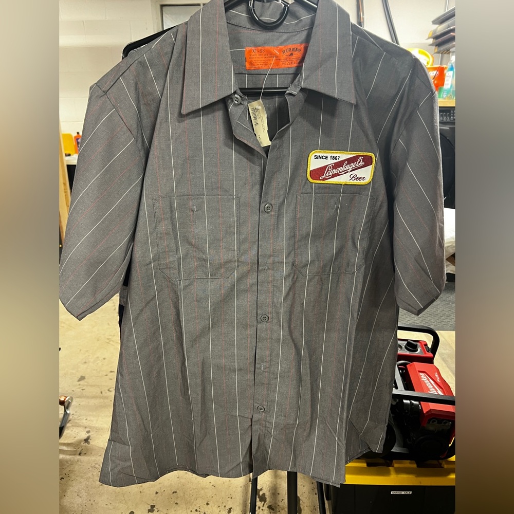 Leinenkugel Button up T-shirt